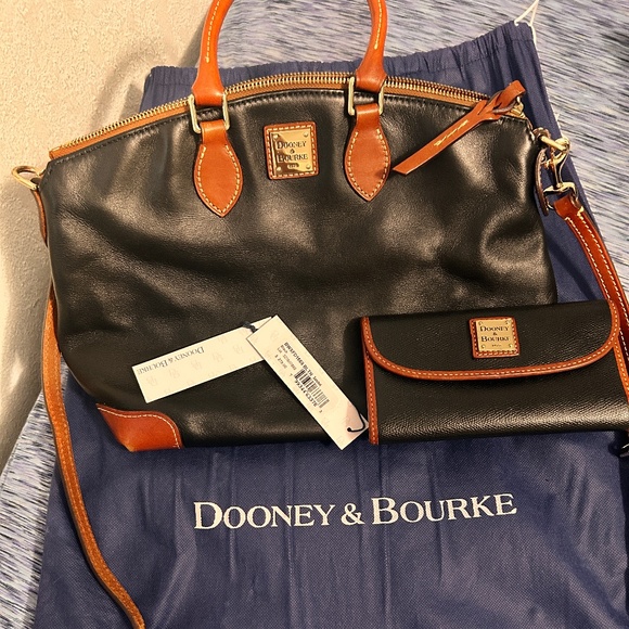 Dooney & Bourke bag and wallet